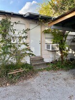 1526 Yale St in Houston, TX - Building Photo