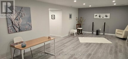 8 Hopkins St in Thorold, ON - Building Photo - Building Photo