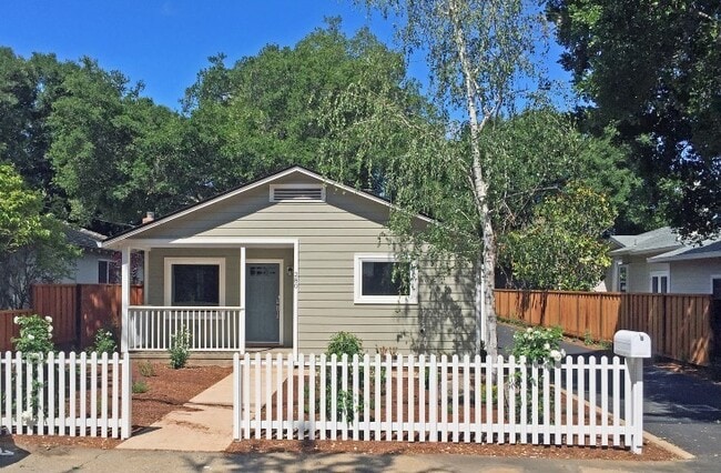 property at 280 Los Altos Ave