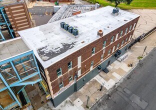 3901-3903 Kensington Ave in Philadelphia, PA - Foto de edificio - Building Photo