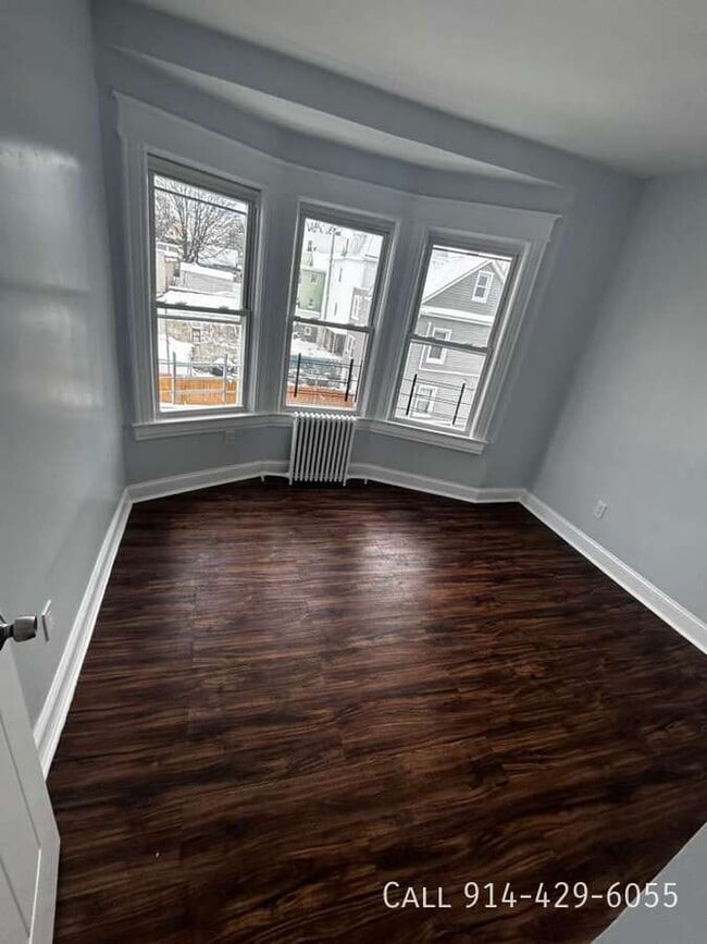 property at 33 William St