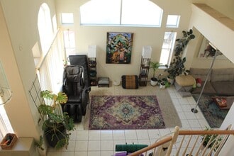 670 Alagria Pl in Chula Vista, CA - Foto de edificio - Building Photo