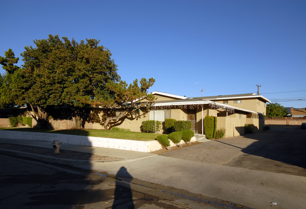 543 Claraday St in Glendora, CA - Building Photo