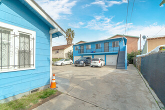 1064 Hoffman Ave in Long Beach, CA - Building Photo - Building Photo