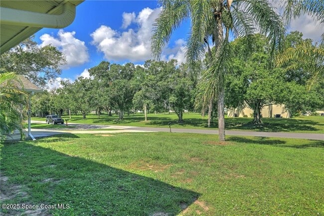 950 Landsdowne Dr in Sebastian, FL - Building Photo - Building Photo