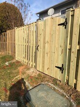 13302 Preuit Pl in Herndon, VA - Building Photo - Building Photo