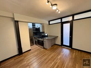 East 58th Street, Unit 5B in New York, NY - Building Photo - Building Photo