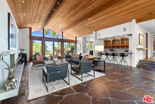 property at 4305 Clear Valley Dr