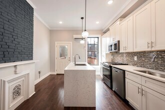 23 Belmont Ave in Jersey City, NJ - Building Photo - Building Photo
