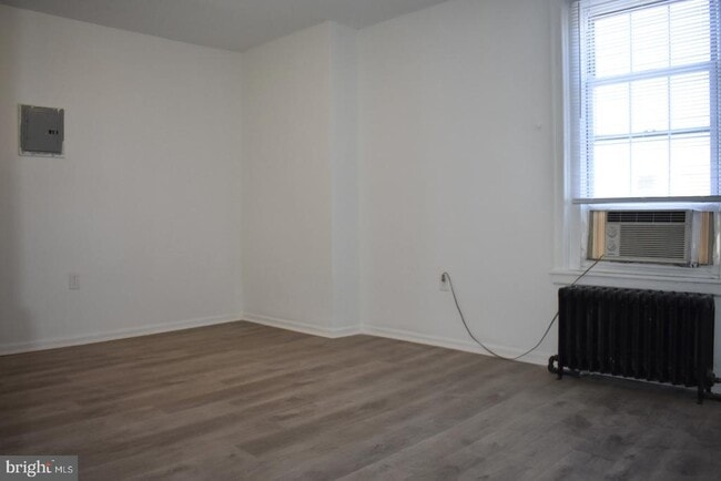 6031 Market St in Philadelphia, PA - Building Photo - Building Photo