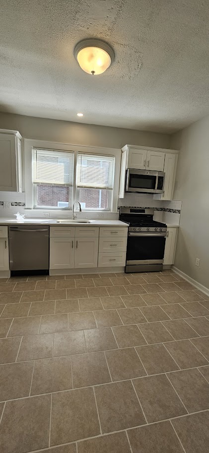 544 Joralemon St, Unit 2 in Belleville, NJ - Foto de edificio - Building Photo