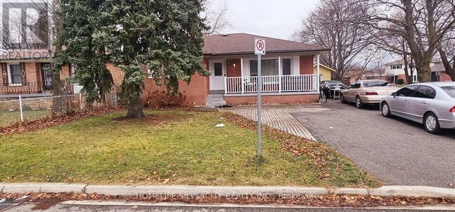 property at 31 Windermere Ct