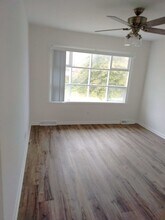 306 Fulling Mill Rd in Villas, NJ - Building Photo - Building Photo