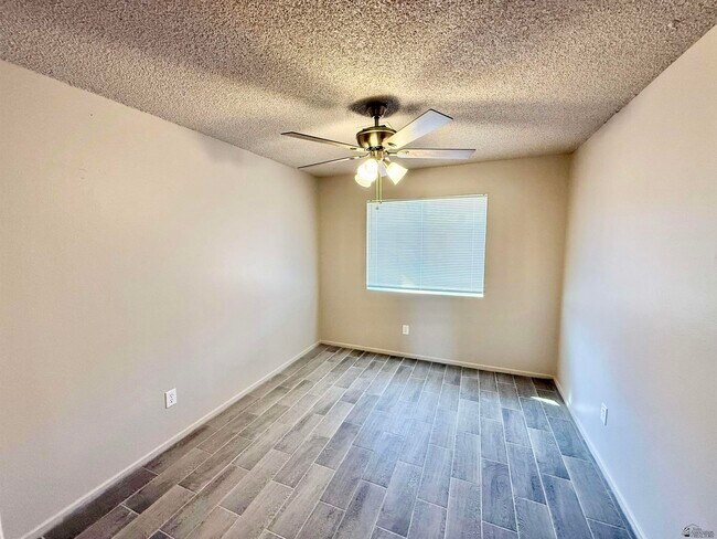 1635 W Las Lomas St in Yuma, AZ - Building Photo - Building Photo