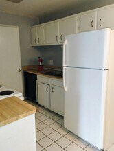 14140 Azalea Park Ave, Unit D in Baton Rouge, LA - Building Photo - Building Photo