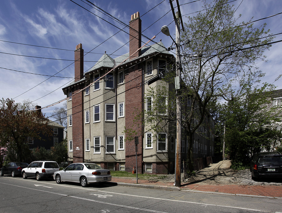 41 Hawthorn St in Cambridge, MA - Building Photo