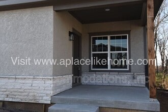 15264 W 171st Ter in Olathe, KS - Building Photo - Building Photo