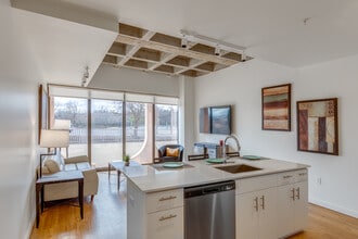 The Presley Apartments in Oklahoma City, OK - Building Photo - Interior Photo