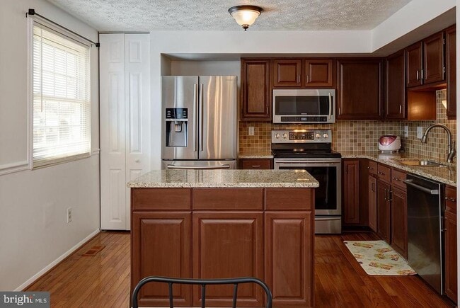 property at 13254 Custom House Ct