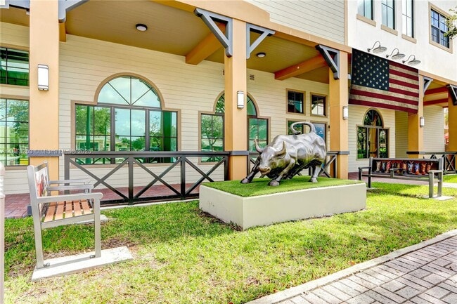 4100 SW 64th Ave in Davie, FL - Building Photo - Building Photo