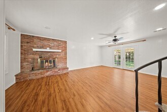 421 Forrest Ln in Corsicana, TX - Building Photo - Building Photo