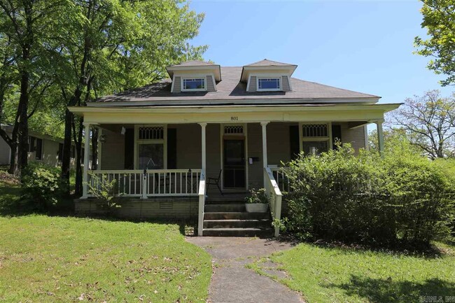 property at 801 N Van Buren St