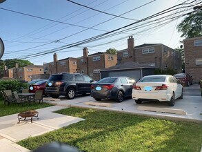 9126 keating ave, Unit 1A in Skokie, IL - Building Photo - Building Photo