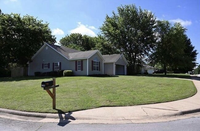 property at 1796 N Salem Rd