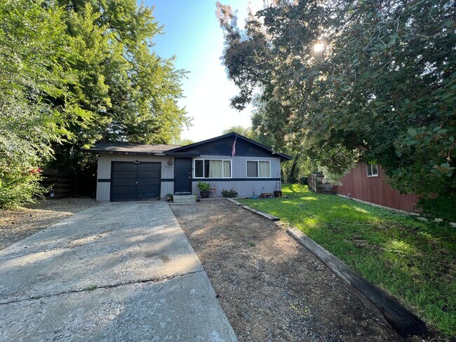 1330 N Brook Ct in Ellensburg, WA - Building Photo - Building Photo