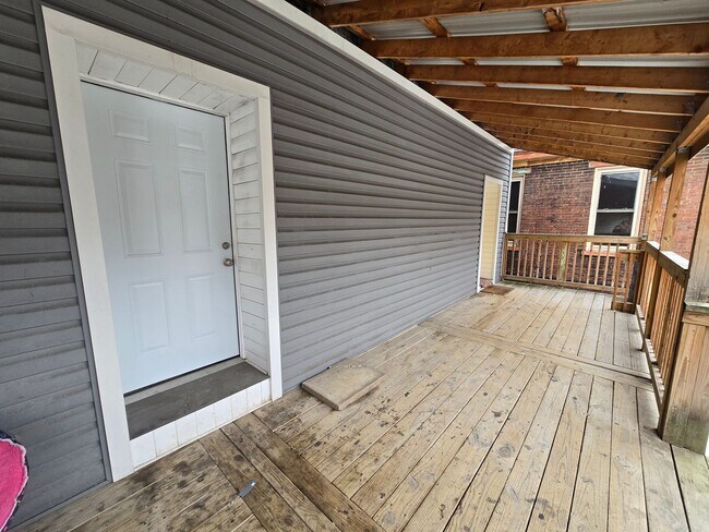 property at 920 Main St