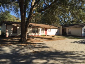 308 W Crescent Dr in Lakeland, FL - Building Photo - Building Photo