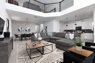 4290 Paragraph Dr in Kissimmee, FL - Building Photo