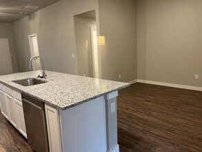 2911 Abbeville Ave in Wolfforth, TX - Building Photo - Building Photo