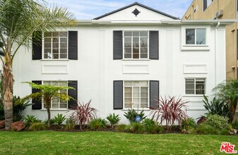 480 S Roxbury Dr in Beverly Hills, CA - Building Photo - Building Photo
