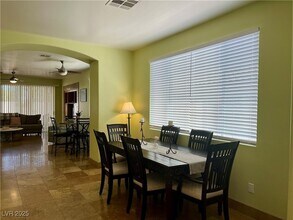 340 Jacaranda Arbor St in Las Vegas, NV - Building Photo - Building Photo