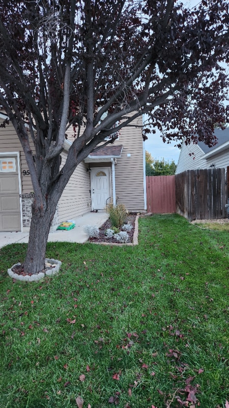 property at 9548 W Weir Hollis Dr