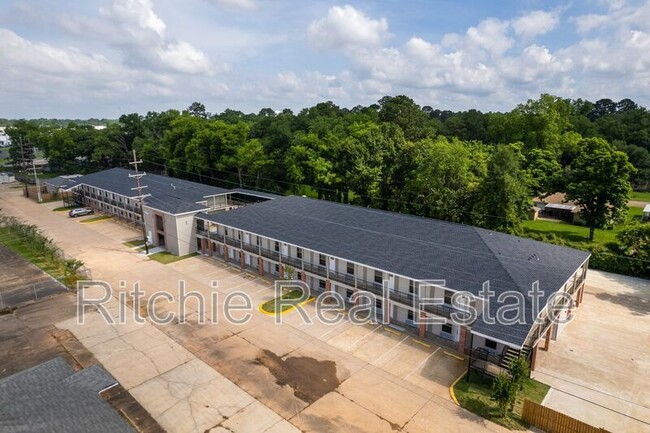3801 Halsey St in Alexandria, LA - Building Photo - Building Photo