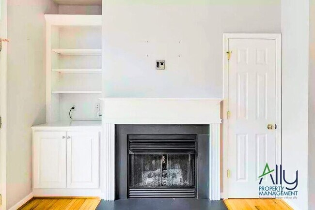115 Melbourne Park Circle in Charlottesville, VA - Building Photo - Building Photo