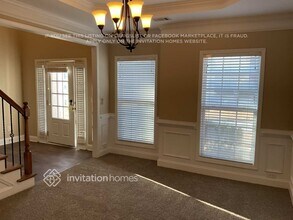 660 Fullier Cir SW in Atlanta, GA - Foto de edificio - Building Photo