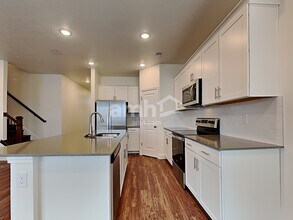 211 Allen Ln in Saratoga Springs, UT - Building Photo - Building Photo
