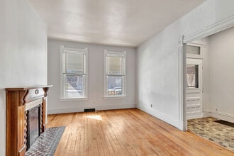 2030 Scott Blvd in Covington, KY - Foto de edificio - Building Photo