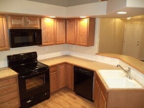 16403 Coral Dr in Nampa, ID - Building Photo - Building Photo