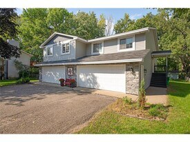 7361 France Ave N in Brooklyn Park, MN - Building Photo