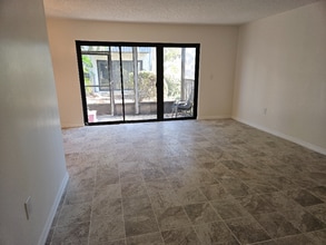 776 116th Ave N in St. Petersburg, FL - Building Photo - Building Photo