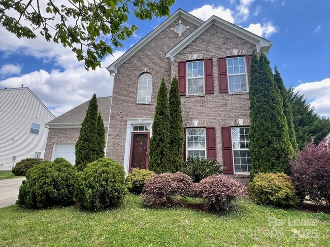 7158 April Mist Trail in Huntersville, NC - Building Photo - Building Photo