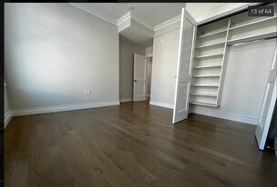 14 Mount Hood Rd, Unit 1 in Boston, MA - Building Photo