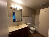 River Oaks Apartments photo'