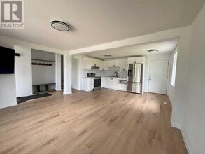 9513 108 Ave in Grande Prairie, AB - Building Photo - Building Photo