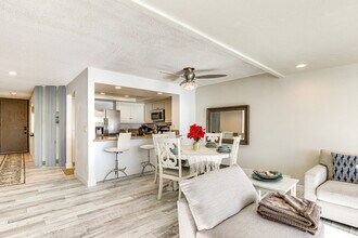 4513 Cove Dr, Unit ID1308070P in Carlsbad, CA - Building Photo - Building Photo