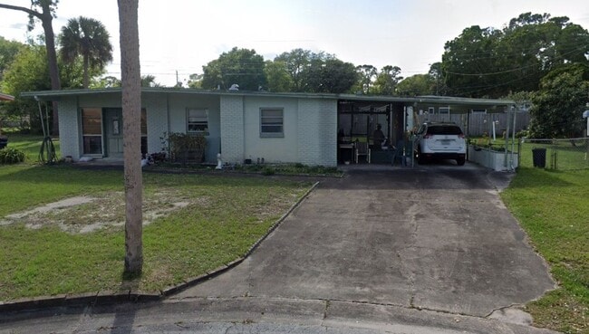 3220 Royal Palm Ct in Titusville, FL - Building Photo - Building Photo